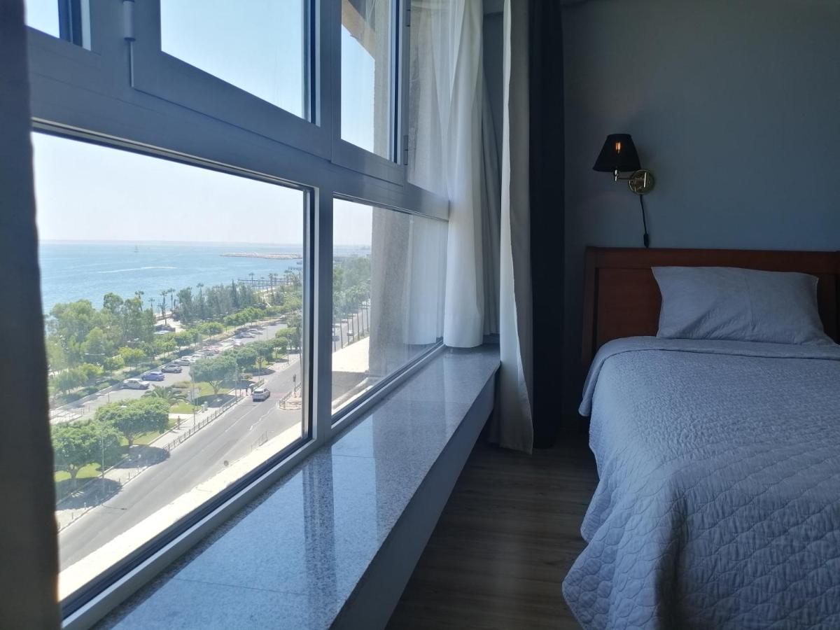 A City-Center Seaview Penthouse At Oceanic Lemesos Exteriér fotografie